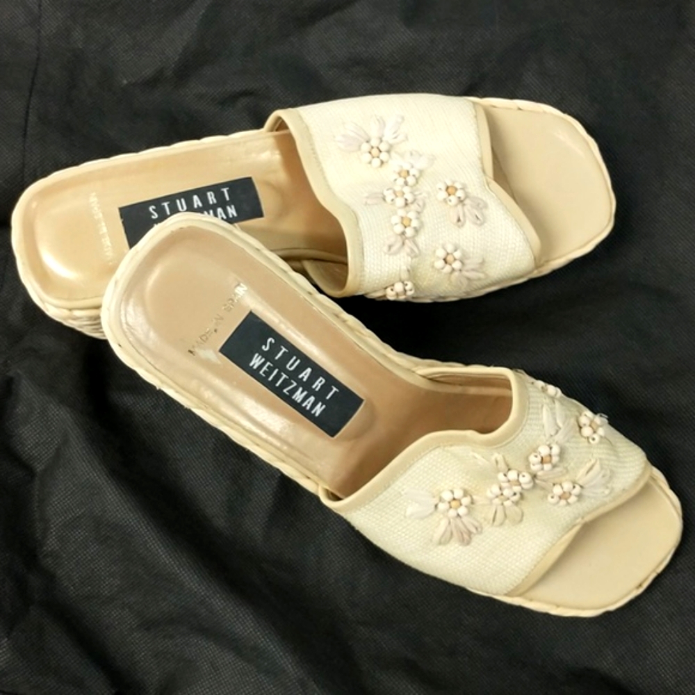 *NEW* Stuart Weitzman Wedge slip on shoes